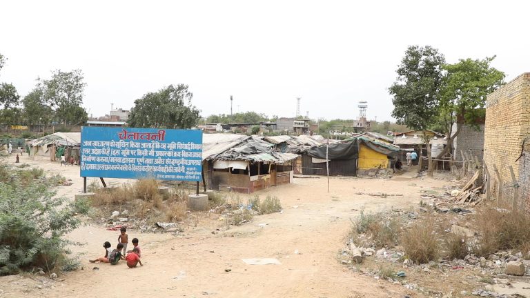 रोहिंग्या पर योगी आदित्यनाथ V/S: योगी के मंत्री बोल्‍ग रोहिंग्या