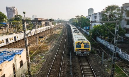 देखें: पश्चिम रेलवे ने मुंबई में अंधेरी और विरार के बीच 15 कोच ट्रेनों की शुरुआत की