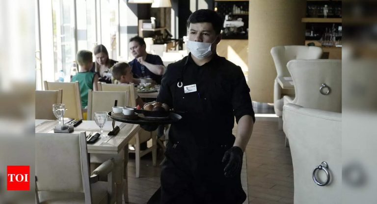 रूस ने पिछले 24 घंटों में 20,538 कोविड-19 मामले दर्ज किए |  इंडिया न्यूज – टाइम्स ऑफ इंडिया