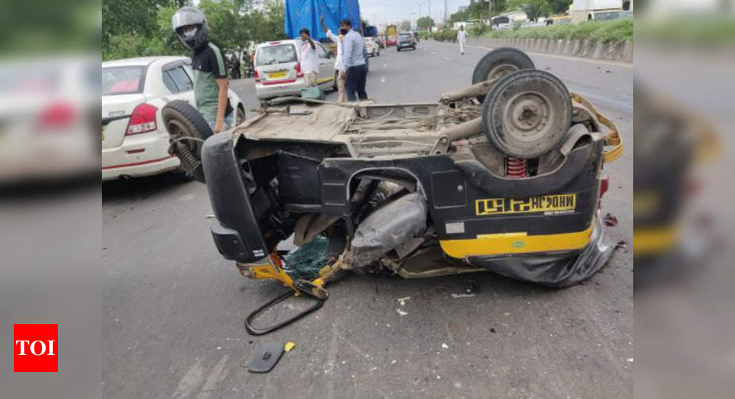 मुंबई: ईस्टर्न एक्सप्रेस हाईवे पर बस के ऑटो-रिक्शा से टकराने से एक की मौत, एक घायल |  मुंबई समाचार – टाइम्स ऑफ इंडिया