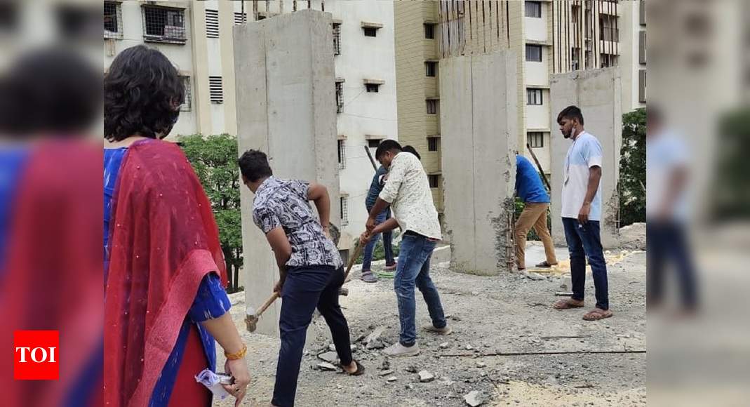 ठाणे: लगातार तीसरे दिन टीएमसी ने अवैध निर्माणों के खिलाफ कार्रवाई की |  ठाणे समाचार – टाइम्स ऑफ इंडिया