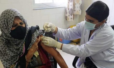 COVID अलर्ट: दिल्ली ने 18-44 आयु वर्ग के लिए 3,190 वैक्सीन खुराक छोड़ी