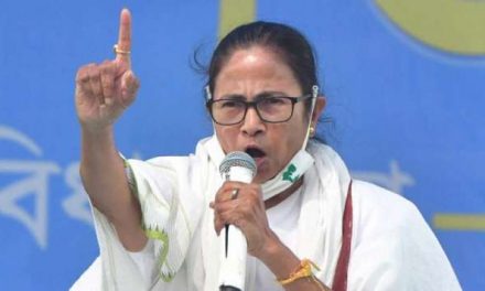 नारद घोटाला: सुप्रीम कोर्ट ने ममता बनर्जी, कानून मंत्री के जवाबों को स्वीकार करने से इनकार करने वाले HC के आदेश को रद्द किया