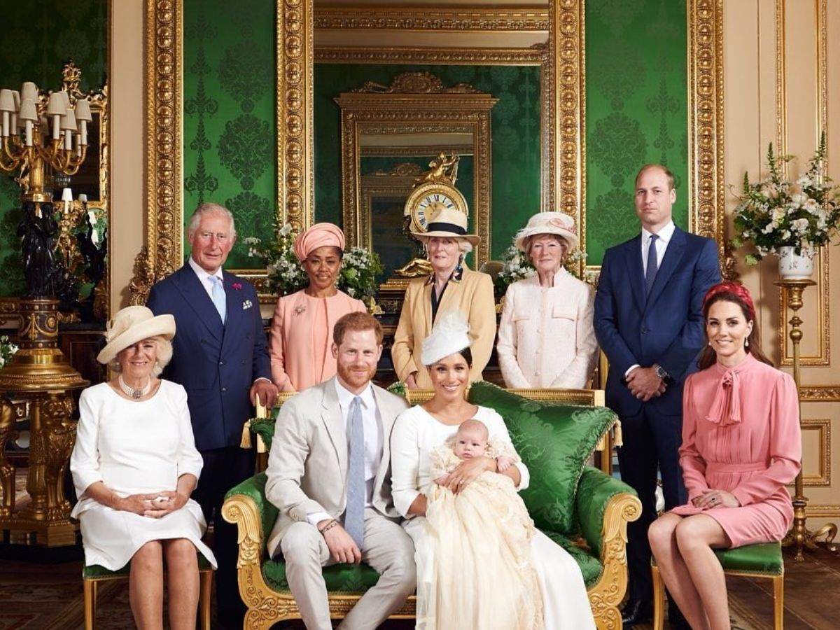 ब्रिटिश शाही परिवार: गर्भावस्था के प्रोटोकॉल का पालन हर ब्रिटिश शाही को करना चाहिए
