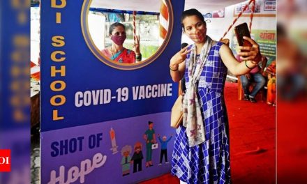 मुंबई समाचार लाइव: लगातार तीसरे दिन 1 लाख से अधिक COVID वैक्सीन खुराक दी गई – द टाइम्स ऑफ़ इण्डिया