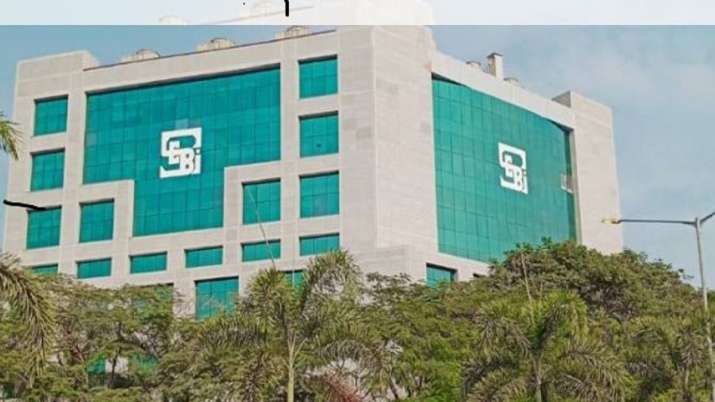 सेबी ने पीएनबी हाउसिंग से 4,000 करोड़ रुपये के शेयरों का तरजीही निर्गम रोकने को कहा