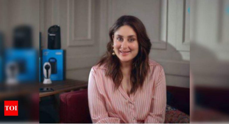 करीना कपूर खान ने अपनी पहली किताब – टाइम्स ऑफ इंडिया की पहली झलक साझा की