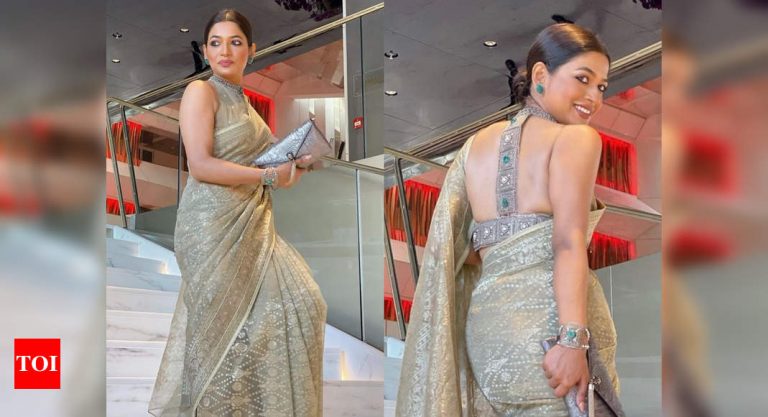 बांग्लादेशी अभिनेत्री अज़मेरी हक ने अपनी ढाकाई जामदानी साड़ी – टाइम्स ऑफ़ इंडिया के साथ कान्स के रेड कार्पेट पर आग लगा दी