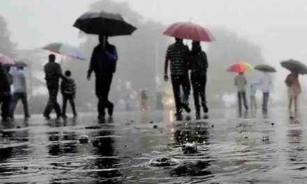 IMD ने पश्चिमी, मध्य भारत में भारी बारिश की भविष्यवाणी की, मुंबई के लिए ‘रेड’ अलर्ट जारी किया
