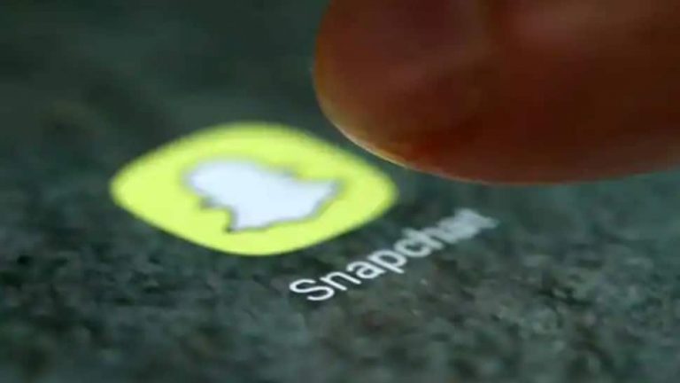 स्नैपचैट मानचित्र उपयोगकर्ता की यात्रा के लिए स्थानों की सिफारिश शुरू करने के लिए