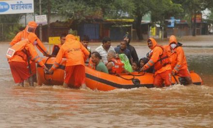 महाराष्ट्र बाढ़: 89,000 से अधिक बेघर, 130 से अधिक मृत, प्रभावित क्षेत्रों का दौरा करेंगे सीएम उद्धव