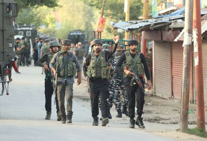 जम्मू-कश्मीर: बांदीपोरा मुठभेड़ में सुरक्षाबलों ने दो आतंकियों को मार गिराया