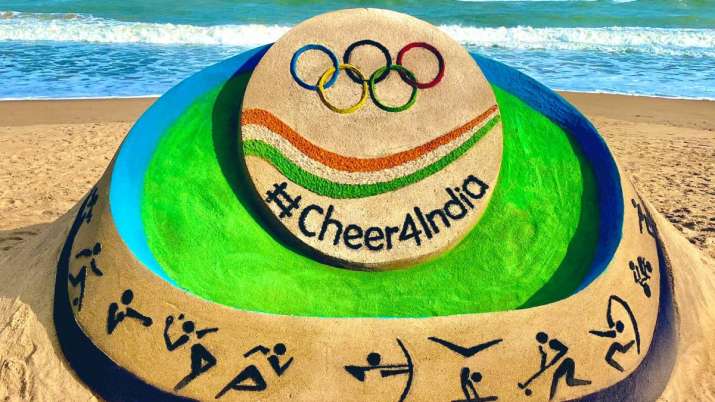 कलाकार पटनायक ने टोक्यो ओलंपिक में भारतीय एथलीटों के लिए रेत कला का अनावरण किया