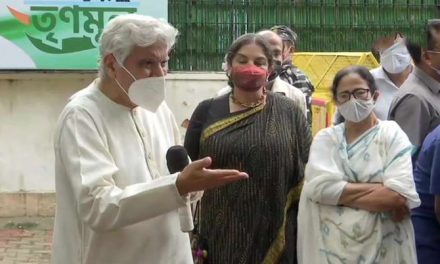 ममता बनर्जी ने दिल्ली में शबाना आजमी, जावेद अख्तर से की मुलाकात