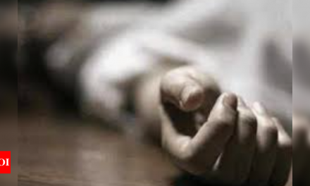 मुंबई: 53 वर्षीय व्यक्ति ने गर्दन काटकर जीवन समाप्त किया |  मुंबई समाचार – टाइम्स ऑफ इंडिया