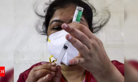 जैसे ही 1.6 लाख कोविड -19 वैक्सीन की खुराक मुंबई पहुंची, शनिवार को फिर से शुरू करने के लिए ड्राइव: बीएमसी |  मुंबई समाचार – टाइम्स ऑफ इंडिया
