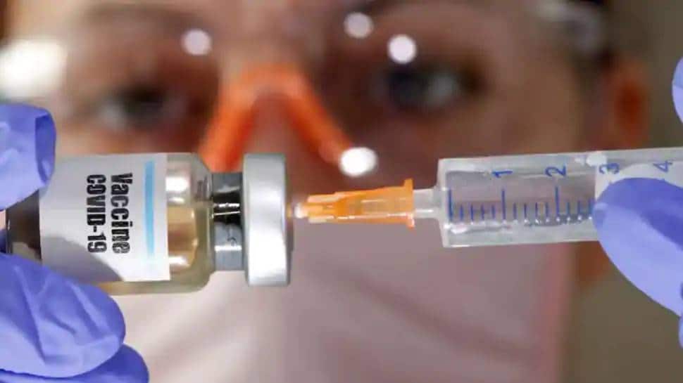 भारत के ड्रग रेगुलेटर ने कोवैक्सिन, कोविशील्ड वैक्सीन की खुराक के मिश्रण पर अध्ययन को मंजूरी दी