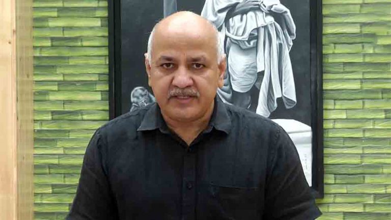 Want Delhi students to become world’s best professionals, responsible citizens: Manish Sisodia