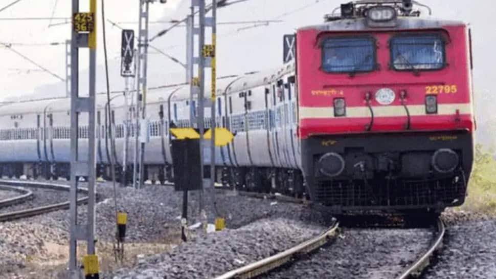 रेलवे भर्ती: पुणे पुलिस ने फर्जी नौकरी रैकेट में शामिल एक को किया गिरफ्तार
