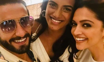 Ranveer Singh spends ‘smashing time’ with wifey Deepika Padukone and PV Sindhu
