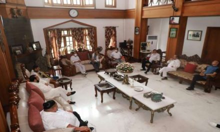 असम, नागालैंड के मुख्यमंत्री की एनएससीएन (आईएम) के साथ बंद कमरे में बैठक