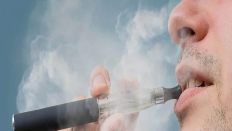 Quit Smoking But Turned to Vaping? Here’s Why You Should be Careful