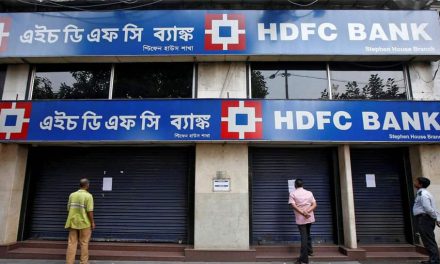 HDFC बैंक ने विवादित क्रेडिट कार्ड बिल के एवज में ग्राहक के खाते से जबरन निकाले पैसे