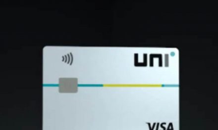 यह नया यूएनआई भुगतान 1/3 कार्ड आपको बिना किसी शुल्क के 3 किस्तों में भुगतान करने देता है