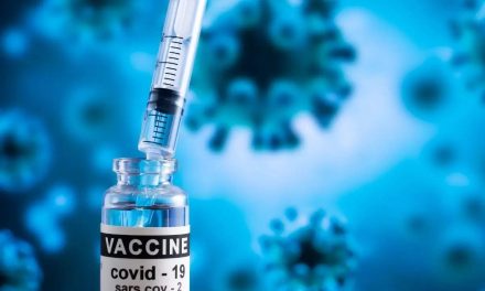 कोरोनावायरस बूस्टर शॉट: नए उभरते वेरिएंट के बीच, क्या हमें एक वेरिएंट-विशिष्ट बूस्टर शॉट की आवश्यकता होगी?
