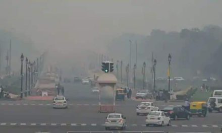 बढ़ते वायु प्रदूषण के बीच दिल्ली के स्कूल कल से अगले आदेश तक बंद