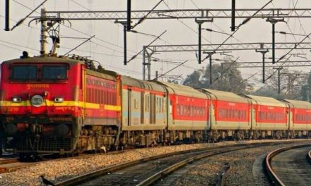 अजीबोगरीब घटना: बिहार में रेलवे इंजीनियर ने फर्जी दस्तावेजों का इस्तेमाल कर ट्रेन का इंजन बेचा
