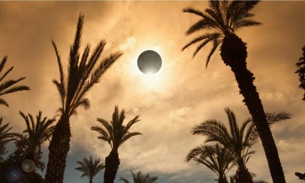 सूर्य ग्रहण 2021: क्या है राहु-केतु की कहानी?