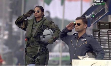 गणतंत्र दिवस 2022: मिलिए भारत की पहली महिला राफेल फाइटर जेट पायलट से IAF की झांकी का हिस्सा