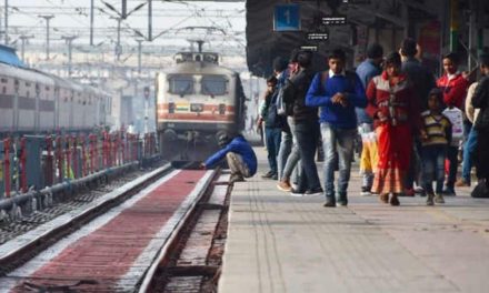 लावारिस बैग पर बम की आशंका से दिल्ली जा रही ट्रेन में अफरा-तफरी, कोई विस्फोटक नहीं मिला