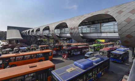 नई दिल्ली रेलवे स्टेशन को मेट्रो से जोड़ने वाला नवनिर्मित स्काईवॉक जनता के लिए खुला।  फ़ोटो देखें