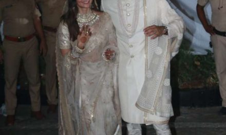 रणबीर कपूर और आलिया भट्ट की पहली तस्वीरें, हाल ही में शादीशुदा जोड़ा सार्वजनिक रूप से दिखाई दिया