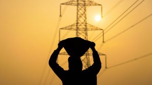 हीटवेव के बीच, राज्यों को बिजली कटौती का सामना करना पड़ रहा है;  कोयले की कमी के लिए विपक्ष ने केंद्र को जिम्मेदार ठहराया
