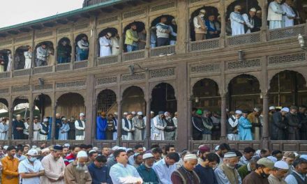 श्रीनगर में मस्जिद के अंदर ‘राष्ट्र-विरोधी’ नारे लगाने के मामले में 13 पर देशद्रोह का मामला दर्ज किया गया है