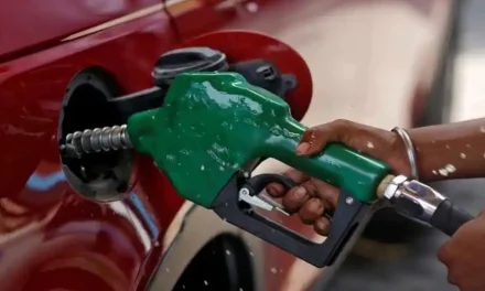Political leaders welcome Centre’s decision to reduce excise duty on fuel