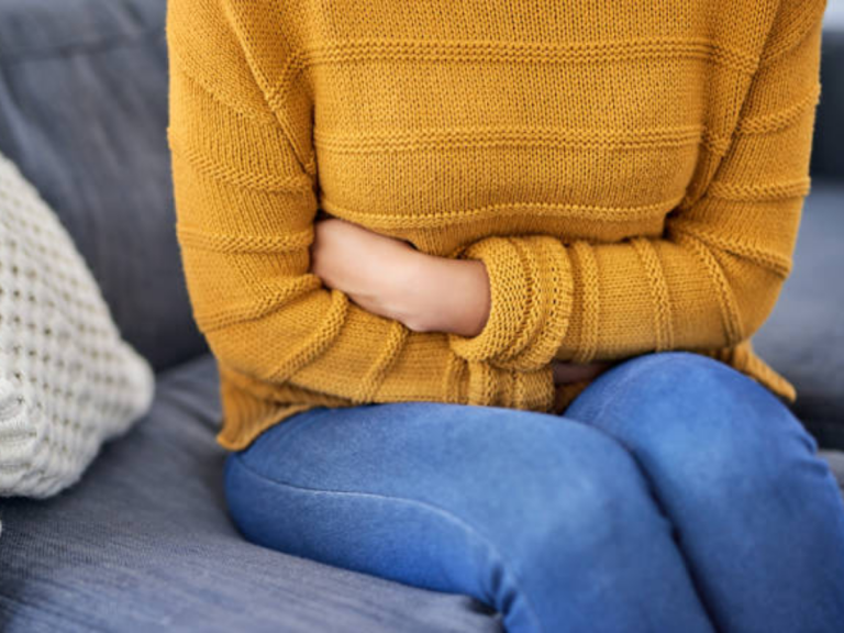 मासिक धर्म ऐंठन: 10 घरेलू उपचार जो तत्काल राहत की गारंटी देते हैं |  द टाइम्स ऑफ़ इण्डिया.