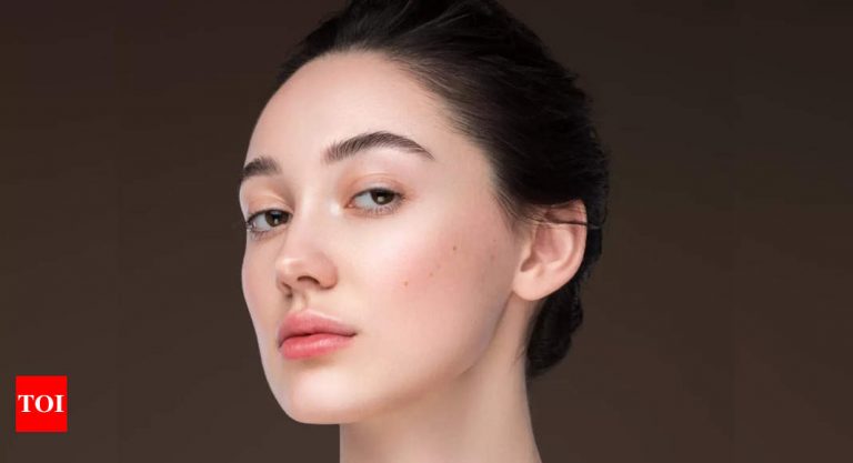 कश्मीर सौंदर्य: प्राकृतिक सामग्री के साथ सही कोरियाई कांच की त्वचा कैसे प्राप्त करें – टाइम्स ऑफ इंडिया