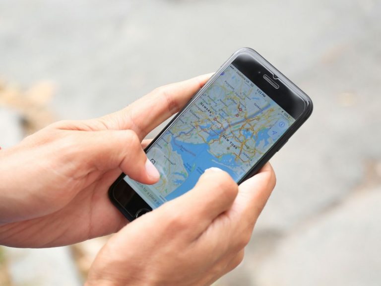 Google मानचित्र संचार की प्रसारण की हाल, संचार-आईओएस में नई सुविधा