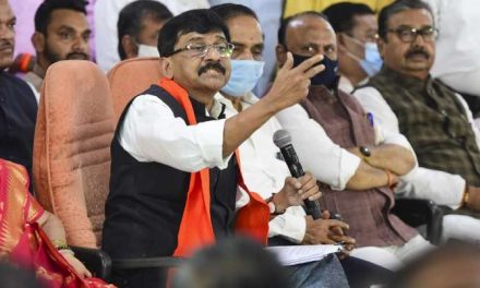 महाराष्ट्र राजनीतिक संकट: केंद्रीय मंत्री ने शरद पवार को दी धमकी, शिवसेना के संजय राउत का दावा