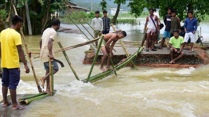 असम बाढ़: पांच और मरे, अब तक 179 की मौत;  18.35 लाख से अधिक लोग अब भी प्रभावित
