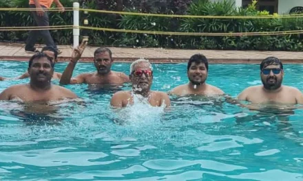 उत्तर कर्नाटक में भारी बारिश की बाढ़;  क्षेत्र के भाजपा विधायक ने गोवा रिज़ॉर्ट पूल में डुबकी लगाई?
