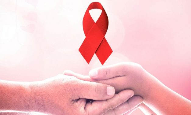 विश्व एड्स दिवस 2022: एचआईवी और एड्स के बारे में मिथक और तथ्य जो आपको जानना चाहिए
