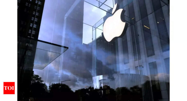 Apple: Apple ने 2022 में सरकारी अनुरोधों पर 1,474 ऐप हटाए, यह भारत और पाकिस्तान के लिए संख्या है – टाइम्स ऑफ इंडिया