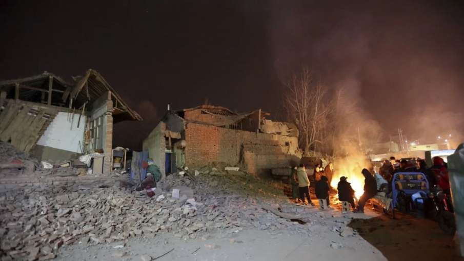भूकंप से गांसु और किंघई प्रांत में काफी नुकसान हुआ है। 