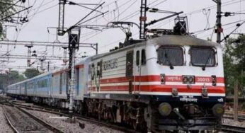 छत्तीसगढ़ में बड़ी ड्रिल मशीन का हेड चलती ट्रेन से टकराया; तीन घायल