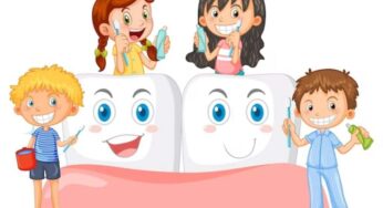 नन्हीं मुस्कान को पोषित करना: आपके बच्चे की मौखिक स्वच्छता के लिए विशेषज्ञ सुझाव